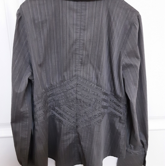 KENAR GREY STRIPED BUTTONED COLLARED DRESS SHIRT WITH RUCHED BODICE XL - Picture 3 of 6